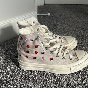 Converse chucks